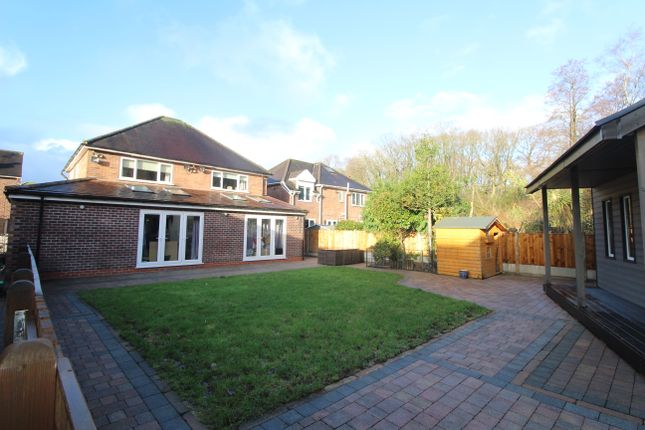 6 bedroom detached house for sale