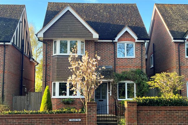 Crabtree Lane, Hampshire GU35 4 bed detached house for sale