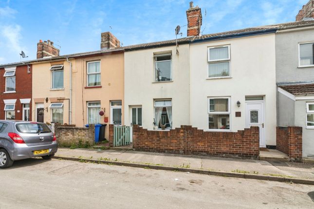 Cambridge Road, Lowestoft NR32 3 bed terraced house for sale