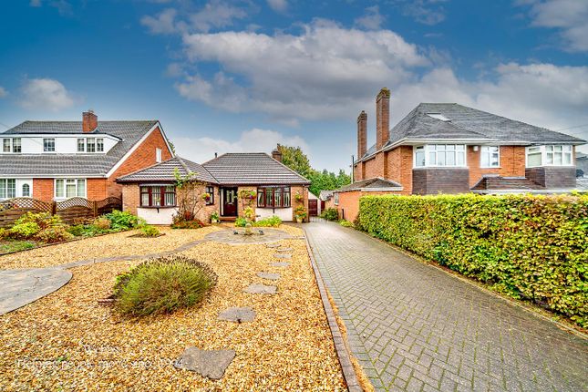 Old Penkridge Road, Cannock WS11 2 bed detached bungalow for sale