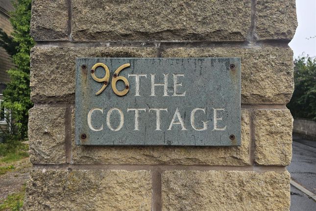 2 bedroom cottage for sale