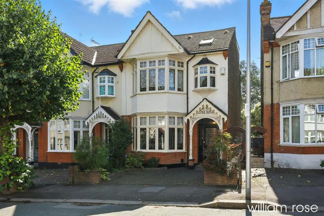 4 bedroom semi-detached house for sale