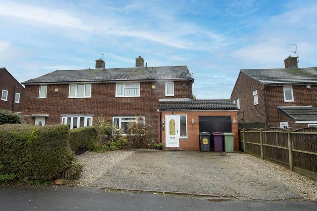 Heather Avenue, Heath, Chesterfield 3 bed semi