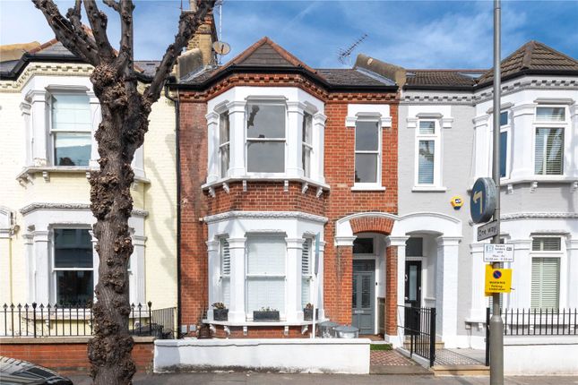 Cicada Road, London, SW18 2 bed duplex for sale