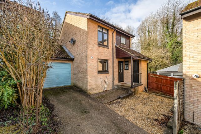Harrow Down, Winchester, Hampshire, SO22 3 bed link detached house for sale
