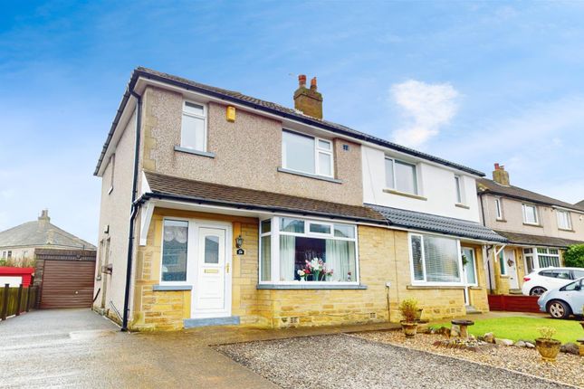 Victoria Drive, Northowram, Halifax 3 bed semi