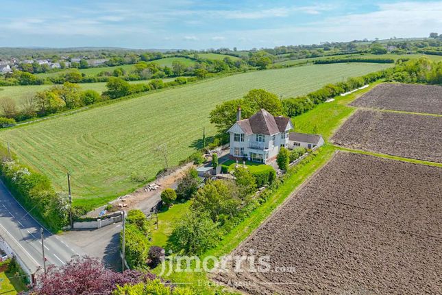 St Dogmaels Road, CARDIGAN 4 bed detached house for sale