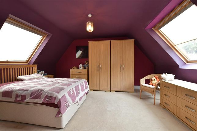 3 bed detached house