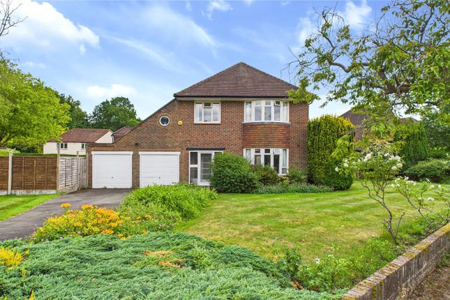 Orchard Drive, Surrey GU21 4 bed detached house for sale