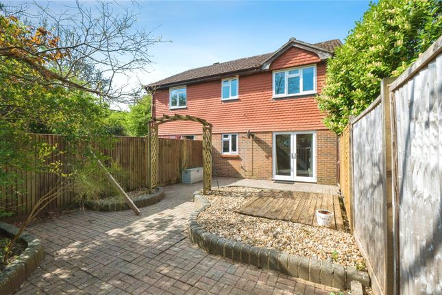 1 bedroom semi-detached house for sale