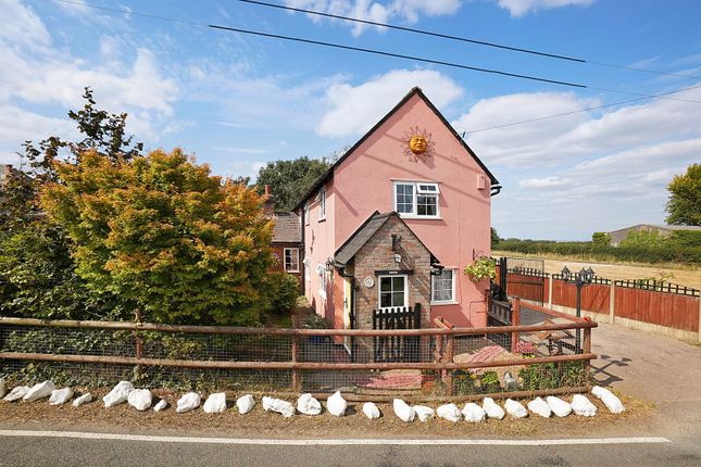 Sittingbourne ME9 2 bed detached house for sale