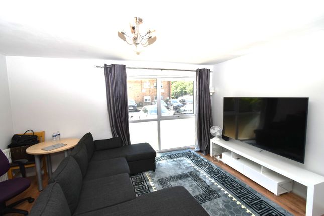 1 bed flat