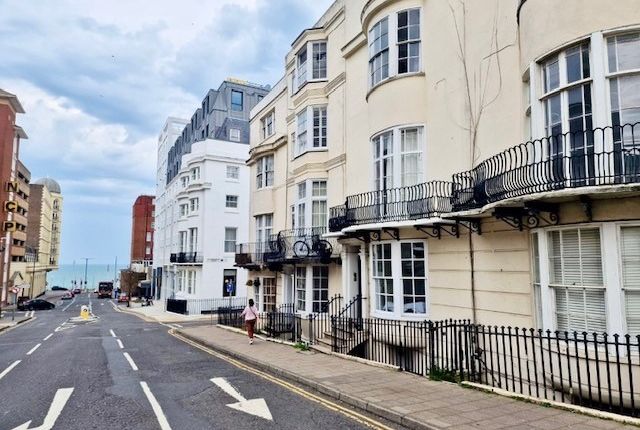 Cannon Place, Brighton 2 bed apartment for sale