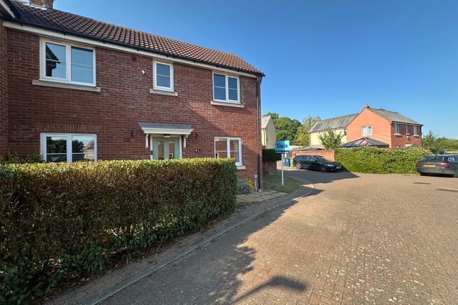 2 bedroom semi-detached house for sale