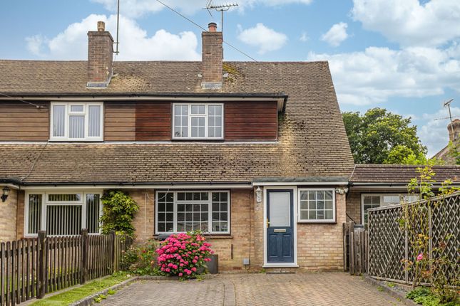 School Lane, East Grinstead RH19 3 bed semi