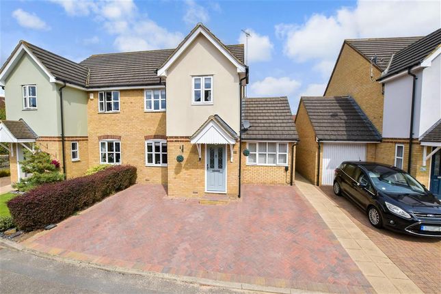 Carswell Gardens, Wickford, Essex 3 bed semi