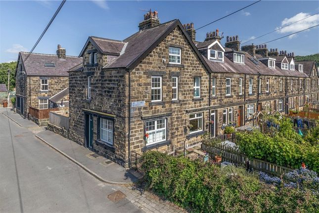 St Clair Street, Otley, Leeds, LS21 4 bed end of terrace house for sale