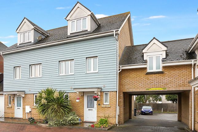Eaton Place, Aylesford ME20 5 bed terraced house for sale