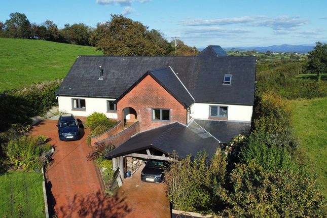 Cefn Abbey, Carmarthen SA32 6 bed detached house for sale