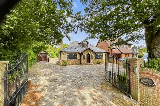 Rectory Road, Little Burstead... 4 bed chalet for sale