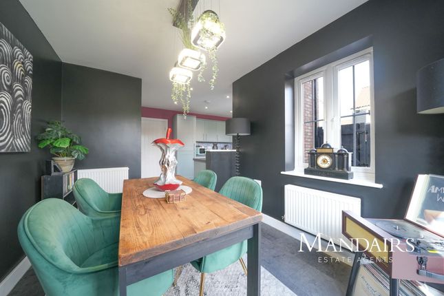 3 bed semi-detached house