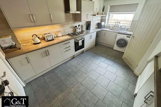 Grosvenor Way, Brierley Hill 2 bed end of terrace house for sale