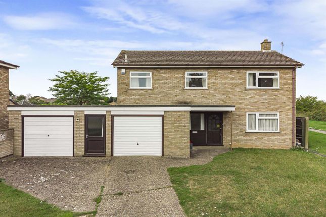 Detached house for sale