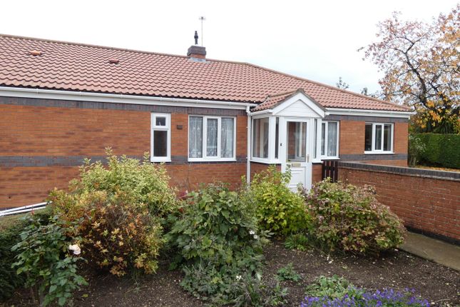3 bed semi-detached bungalow