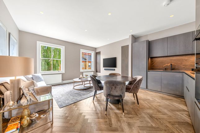 Stadium Street, Chelsea 3 bed terraced house for sale