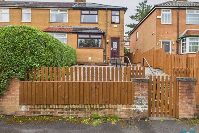 2 bedroom semi-detached house for sale