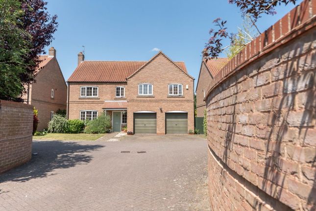 Rosebery Wood, York YO41 5 bed detached house for sale
