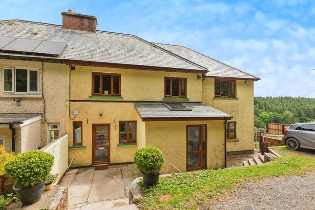 5 bedroom semi-detached house for sale