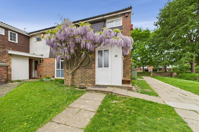 Mitford Walk, Crawley RH11 3 bed terraced house for sale