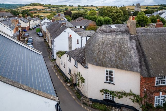 King Street, Colyton EX24 2 bed end of terrace house for sale