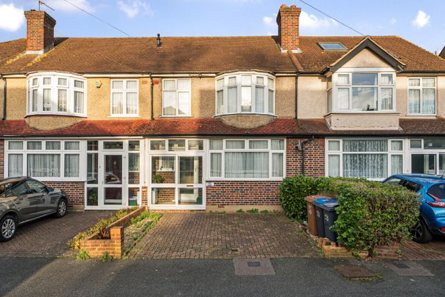 Pentlands Close, Mitcham CR4 3 bed terraced house for sale