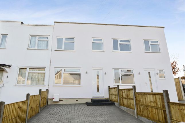 Howard Avenue, Bexley 2 bed terraced house for sale