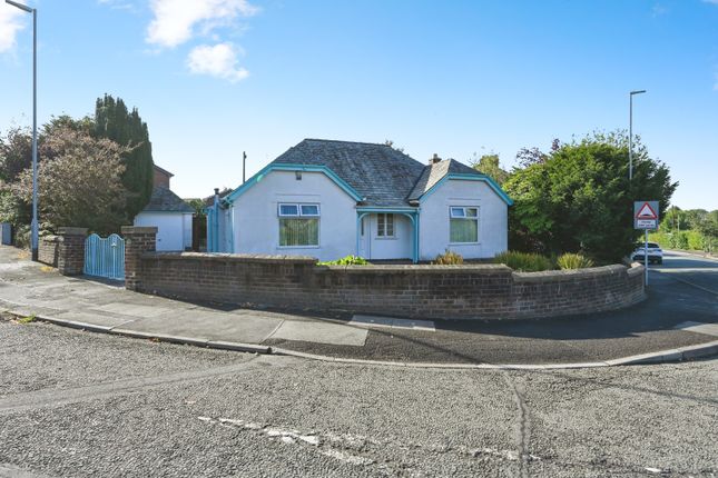 2 bed detached bungalow