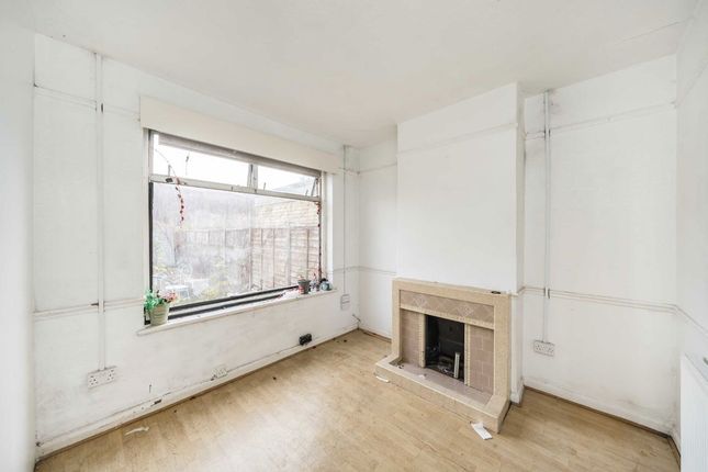 Blakenham Road, London SW17 4 bed terraced house for sale