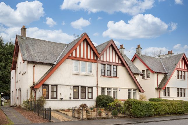 2 bedroom ground floor flat for sale