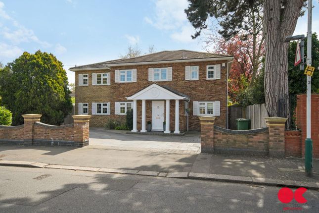 Herbert Road, Hornchurch RM11 5 bed detached house for sale