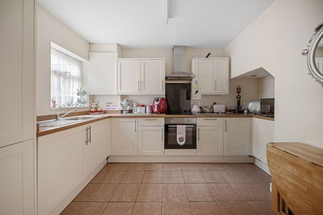 Constitution Road, Chatham ME5 2 bed end of terrace house for sale