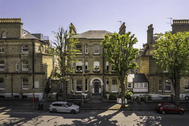 2 bed flat