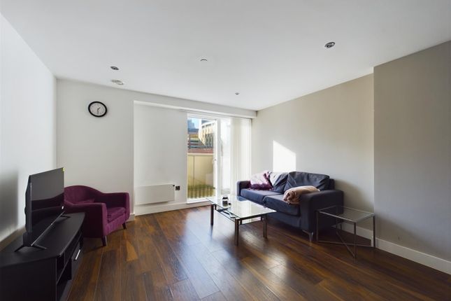 2 bed flat