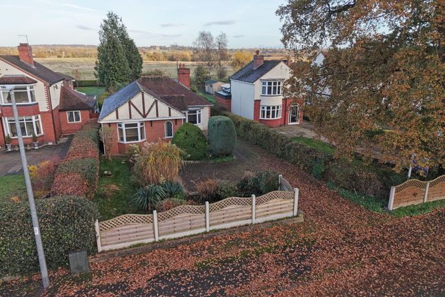 Stone Road, Tittensor, ST12 3 bed detached house for sale