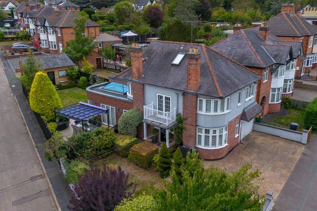 Curzon Avenue, Leicester LE4 4 bed detached house for sale
