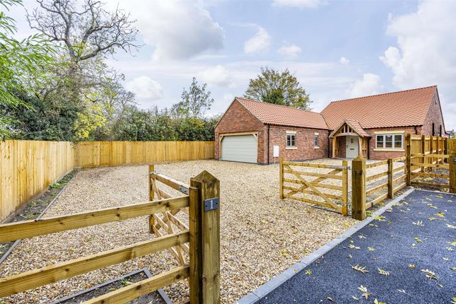 Off Middle Lane, Nether Broughton 3 bed detached bungalow for sale