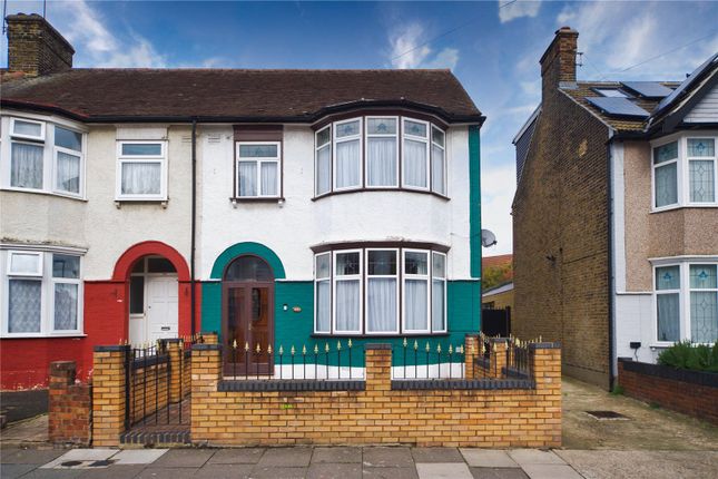 Salisbury Avenue, Barking, IG11 3 bed end of terrace house for sale