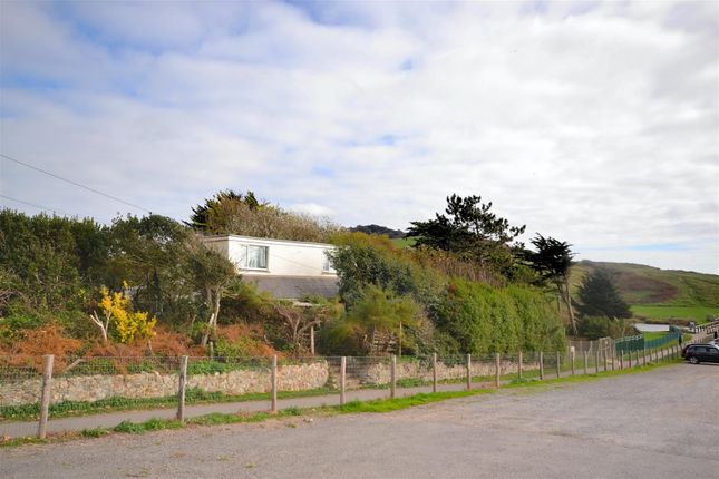 Riverway, Charmouth, Bridport 2 bed detached house for sale