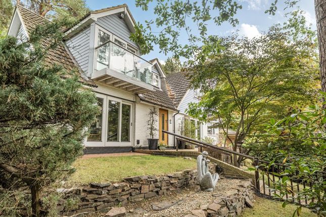 Camberley,  Surrey,  GU15 4 bed detached house for sale