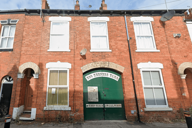 45 Hutt Street, HU3 2 bed terraced house for sale
